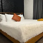 Short North Convention King Bed Free Parking!